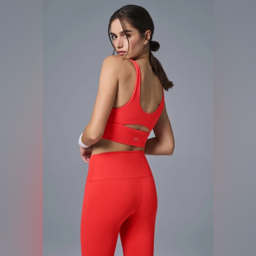 Alo Yoga Slit Bra Red Hot Summer S - Picture 3 of 8